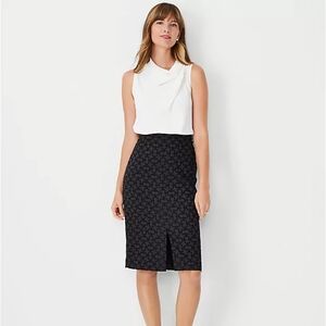 NWT Ann Taylor Black Patterned Pencil Skirt with Front Slit